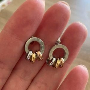 Beautiful 1pair Three-Layered Roman Numeral Circle Earrings With Titaniu…